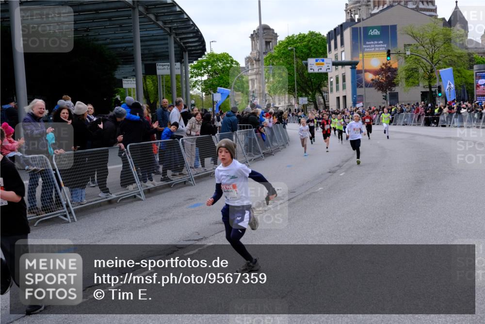 25.04.2026 - Das Zehntel Tim E. http://msf.ph/oto/9567359 25.04.2026 08:48:48 Ziel 1727, 2324, 2993, 3043, 3223, 3238, 3252, 3551, 3563, 3670, 3971 meine-sportfotos.de
