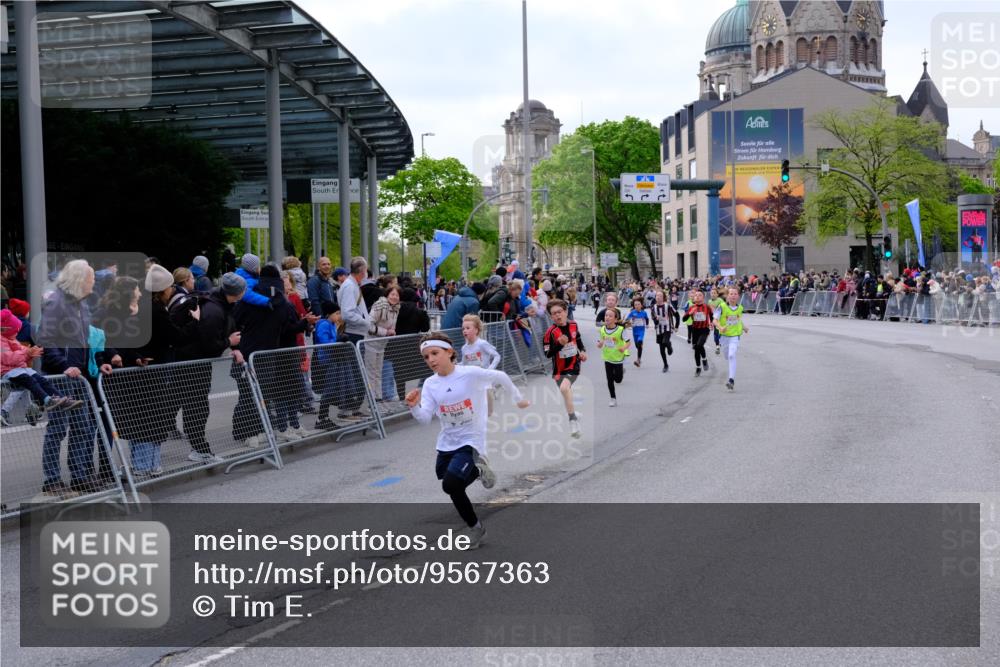 25.04.2026 - Das Zehntel Tim E. http://msf.ph/oto/9567363 25.04.2026 08:48:50 Ziel 1786, 1799, 2324, 2993, 3044, 3189, 3212, 3223, 3252, 3551, 3563, 3971 meine-sportfotos.de