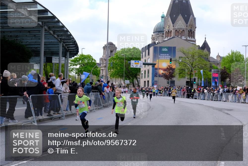 25.04.2026 - Das Zehntel Tim E. http://msf.ph/oto/9567372 25.04.2026 08:48:55 Ziel 1327, 1786, 1799, 1885, 2263, 2309, 2324, 2993, 3044, 3103, 3189, 3212, 3250, 3551, 3563, 3971 meine-sportfotos.de