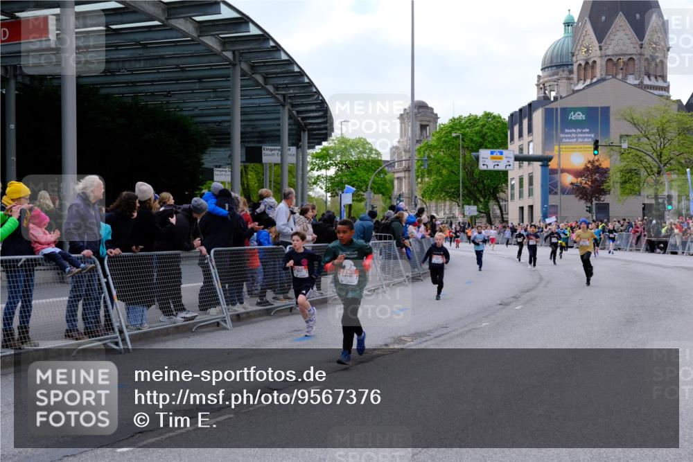 25.04.2026 - Das Zehntel Tim E. http://msf.ph/oto/9567376 25.04.2026 08:48:58 Ziel 1327, 1786, 1799, 1885, 2263, 2276, 2309, 2324, 3044, 3103, 3189, 3212, 3250, 3551, 3716, 3971 meine-sportfotos.de
