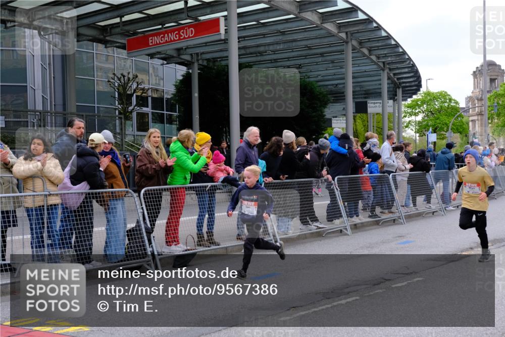 25.04.2026 - Das Zehntel Tim E. http://msf.ph/oto/9567386 25.04.2026 08:49:01 Ziel 1327, 1786, 1797, 1799, 1844, 1885, 2263, 2276, 2291, 2309, 3044, 3103, 3189, 3212, 3221, 3233, 3250, 3716, 3976 meine-sportfotos.de
