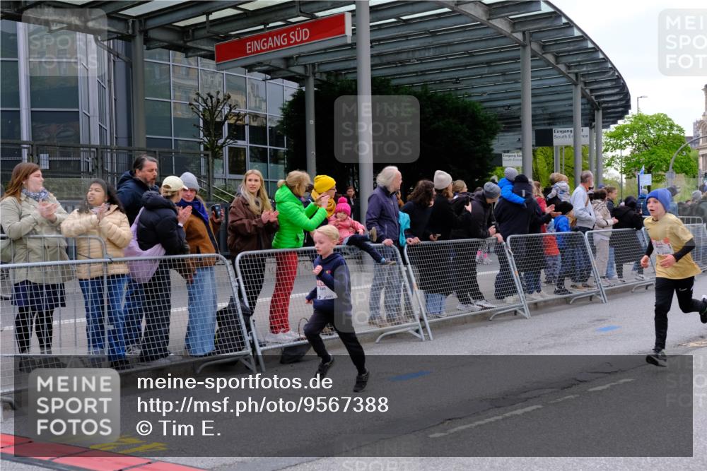 25.04.2026 - Das Zehntel Tim E. http://msf.ph/oto/9567388 25.04.2026 08:49:01 Ziel 1327, 1786, 1797, 1799, 1844, 1885, 2263, 2276, 2291, 2309, 3044, 3103, 3189, 3212, 3221, 3233, 3250, 3716, 3976 meine-sportfotos.de