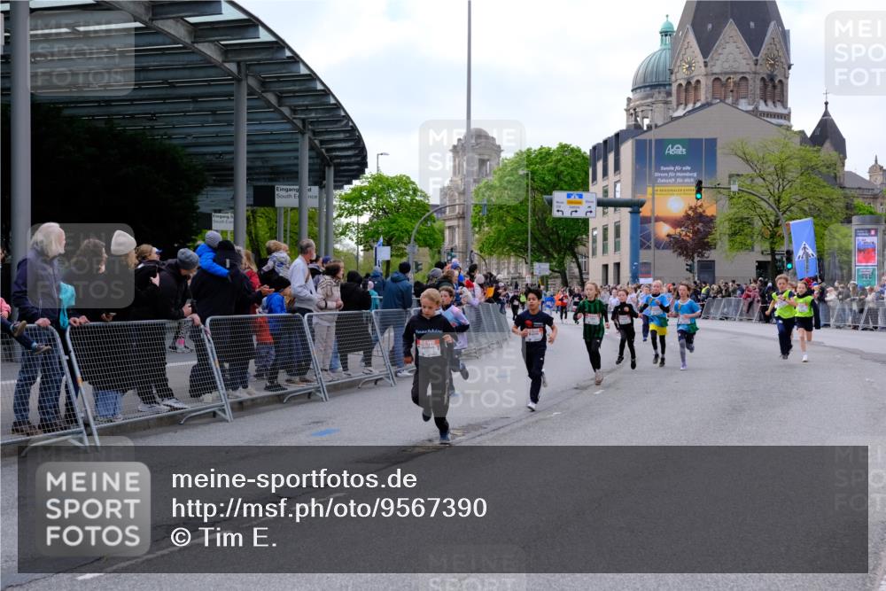 25.04.2026 - Das Zehntel Tim E. http://msf.ph/oto/9567390 25.04.2026 08:49:02 Ziel 1327, 1721, 1786, 1797, 1799, 1844, 1885, 2263, 2276, 2291, 2309, 3044, 3103, 3221, 3233, 3250, 3716, 3976, 4012, 4026 meine-sportfotos.de