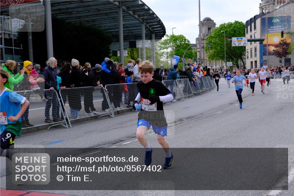 25.04.2026 - Das Zehntel Tim E. http://msf.ph/oto/9567402 25.04.2026 08:49:07 Ziel 1199, 1721, 1797, 1844, 2167, 2276, 2291, 2898, 2900, 3103, 3221, 3233, 3716, 3976, 4012, 4026 meine-sportfotos.de