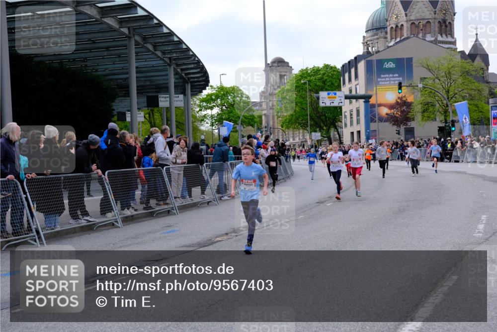 25.04.2026 - Das Zehntel Tim E. http://msf.ph/oto/9567403 25.04.2026 08:49:08 Ziel 1199, 1208, 1721, 1797, 1844, 2167, 2276, 2291, 2898, 2900, 3221, 3233, 3716, 3976, 4012, 4026 meine-sportfotos.de