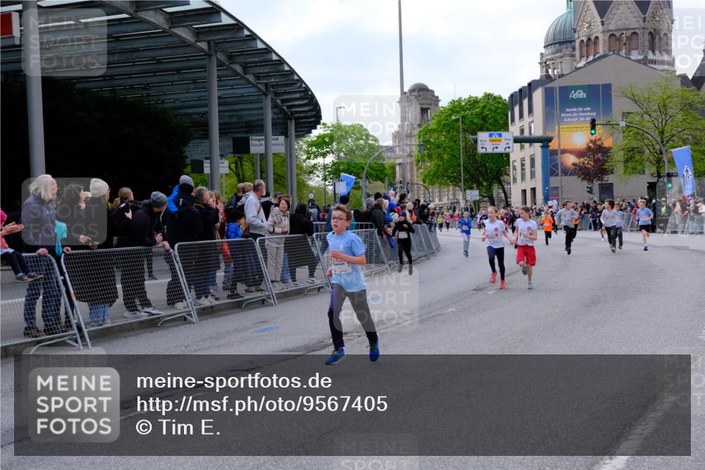 25.04.2026 - Das Zehntel Tim E. http://msf.ph/oto/9567405 25.04.2026 08:49:08 Ziel 1199, 1208, 1721, 1797, 1844, 2167, 2276, 2291, 2898, 2900, 3221, 3233, 3716, 3976, 4012, 4026 meine-sportfotos.de