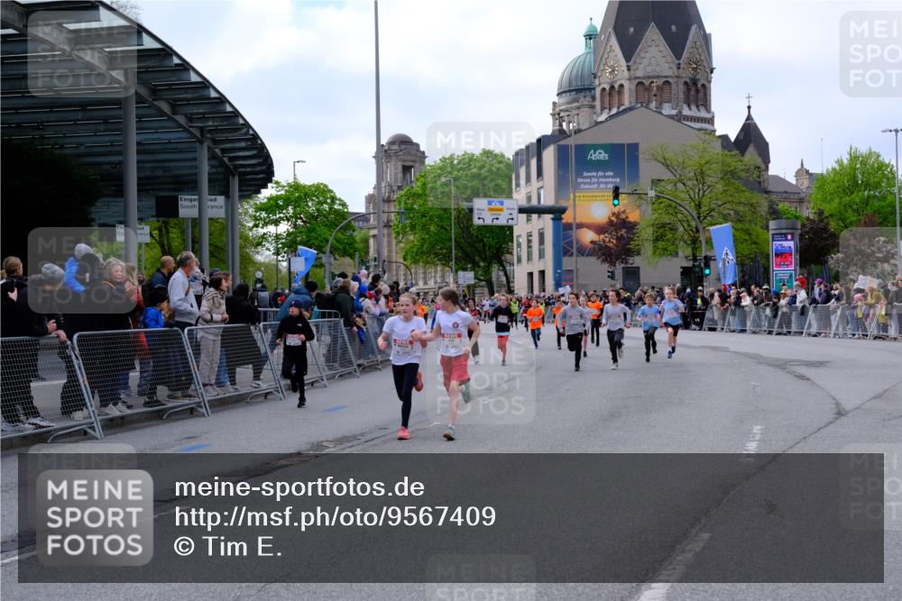 25.04.2026 - Das Zehntel Tim E. http://msf.ph/oto/9567409 25.04.2026 08:49:09 Ziel 1186, 1199, 1208, 1721, 1797, 1844, 2157, 2167, 2291, 2898, 2900, 3221, 3233, 3400, 3406, 3716, 3976, 4012, 4026 meine-sportfotos.de