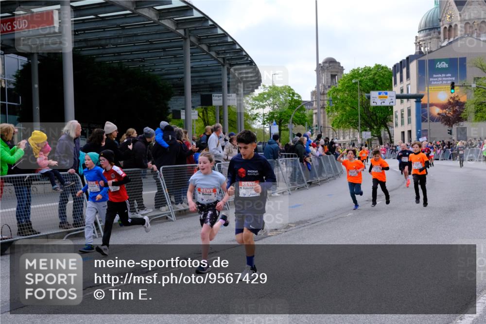 25.04.2026 - Das Zehntel Tim E. http://msf.ph/oto/9567429 25.04.2026 08:49:14 Ziel 1023, 1026, 1186, 1199, 1208, 1312, 1721, 1870, 2157, 2167, 2339, 2898, 2900, 3400, 3406, 3588, 3598, 3599, 4012, 4026 meine-sportfotos.de