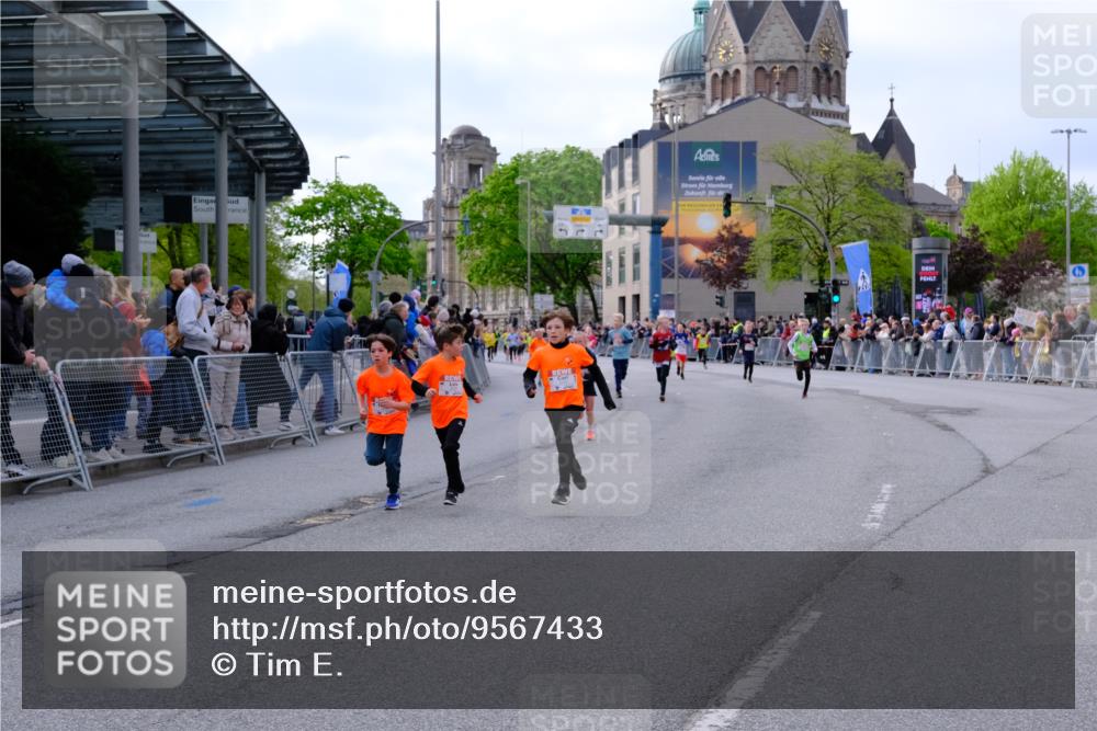 25.04.2026 - Das Zehntel Tim E. http://msf.ph/oto/9567433 25.04.2026 08:49:15 Ziel 1023, 1026, 1186, 1199, 1208, 1312, 1870, 2157, 2167, 2339, 2898, 2900, 3400, 3406, 3588, 3598, 3599 meine-sportfotos.de