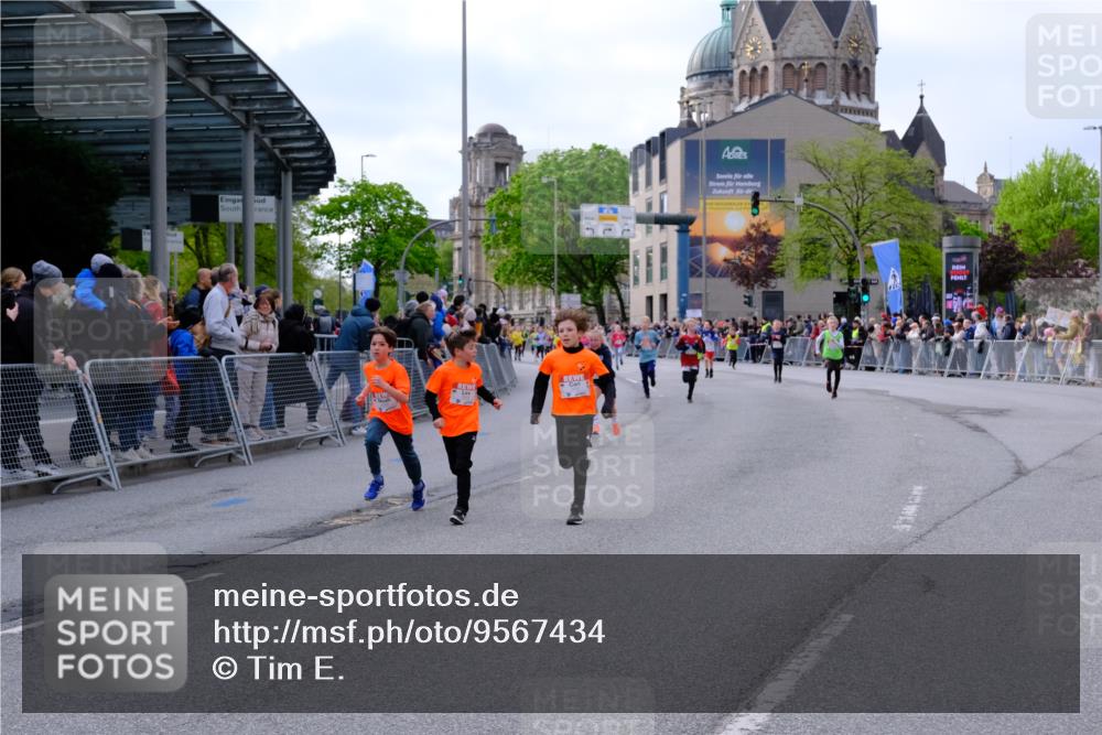 25.04.2026 - Das Zehntel Tim E. http://msf.ph/oto/9567434 25.04.2026 08:49:15 Ziel 1023, 1026, 1186, 1199, 1208, 1312, 1870, 2157, 2167, 2339, 2898, 2900, 3400, 3406, 3588, 3598, 3599 meine-sportfotos.de