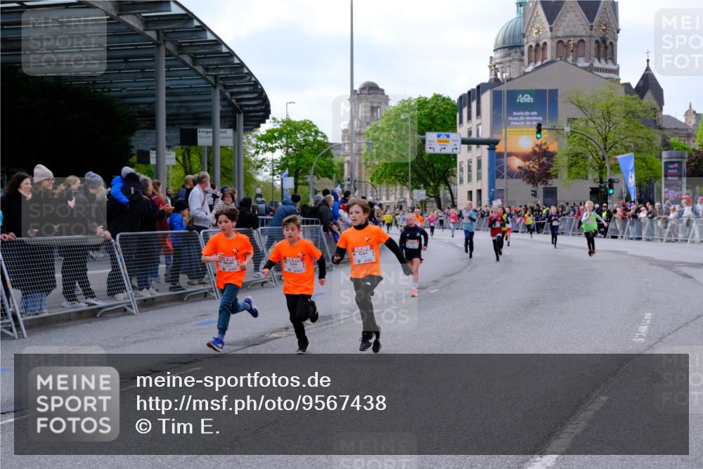 25.04.2026 - Das Zehntel Tim E. http://msf.ph/oto/9567438 25.04.2026 08:49:16 Ziel 1023, 1026, 1186, 1199, 1208, 1312, 1408, 1870, 2157, 2167, 2339, 2898, 2900, 3400, 3406, 3588, 3598, 3599, 4010 meine-sportfotos.de