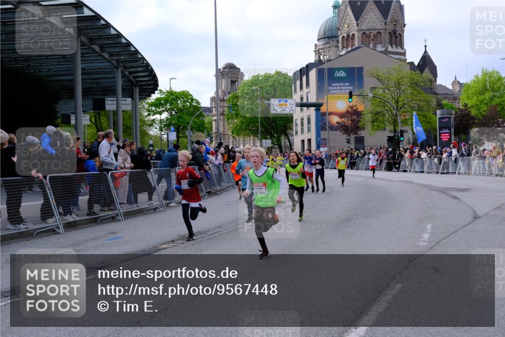 25.04.2026 - Das Zehntel Tim E. http://msf.ph/oto/9567448 25.04.2026 08:49:19 Ziel 1023, 1026, 1186, 1208, 1312, 1408, 1870, 2157, 2167, 2172, 2176, 2339, 3169, 3176, 3400, 3406, 3588, 3598, 3599, 4007, 4010 meine-sportfotos.de