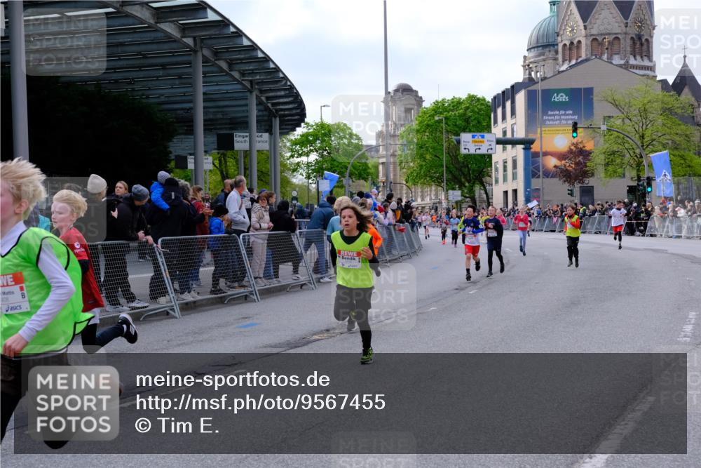 25.04.2026 - Das Zehntel Tim E. http://msf.ph/oto/9567455 25.04.2026 08:49:21 Ziel 1023, 1026, 1186, 1312, 1408, 1856, 1870, 2157, 2172, 2176, 2339, 3169, 3176, 3400, 3406, 3588, 3598, 3599, 4007, 4010, 4050 meine-sportfotos.de