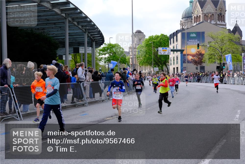 25.04.2026 - Das Zehntel Tim E. http://msf.ph/oto/9567466 25.04.2026 08:49:23 Ziel 1151, 1153, 1312, 1408, 1856, 2172, 2176, 2910, 3169, 3176, 3588, 3598, 3599, 4007, 4010, 4050 meine-sportfotos.de