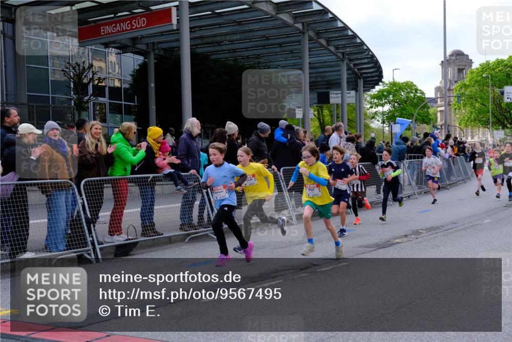 25.04.2026 - Das Zehntel Tim E. http://msf.ph/oto/9567495 25.04.2026 08:49:30 Ziel 1151, 1153, 1219, 1277, 1287, 1294, 1296, 1465, 1470, 1795, 1856, 2062, 2168, 2172, 2175, 2176, 2782, 2788, 2811, 2910, 3169, 3185, 4007, 4050, 4055 meine-sportfotos.de