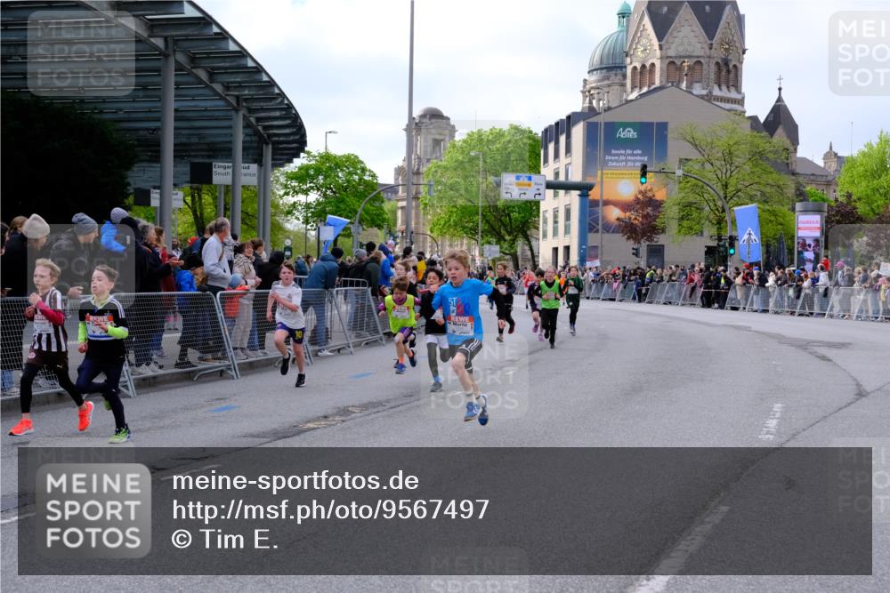 25.04.2026 - Das Zehntel Tim E. http://msf.ph/oto/9567497 25.04.2026 08:49:31 Ziel 1151, 1153, 1219, 1277, 1287, 1294, 1296, 1465, 1470, 1795, 1856, 2062, 2168, 2172, 2175, 2176, 2782, 2788, 2811, 2910, 3169, 3185, 4007, 4050, 4055 meine-sportfotos.de