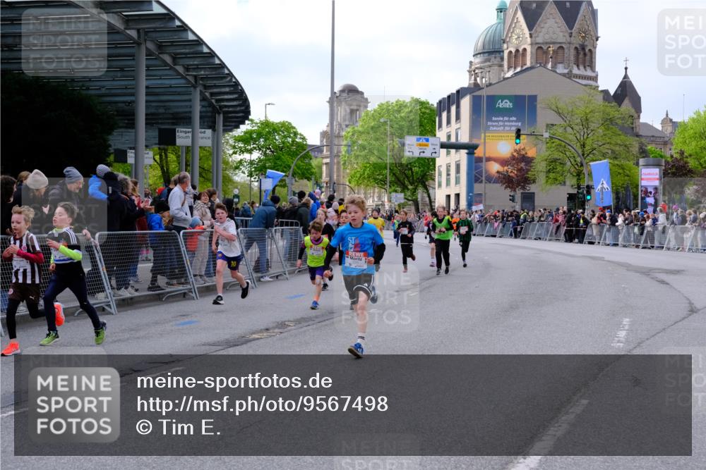 25.04.2026 - Das Zehntel Tim E. http://msf.ph/oto/9567498 25.04.2026 08:49:31 Ziel 1151, 1153, 1219, 1277, 1287, 1294, 1296, 1465, 1470, 1795, 1856, 2062, 2168, 2172, 2175, 2176, 2782, 2788, 2811, 2910, 3169, 3185, 4007, 4050, 4055 meine-sportfotos.de