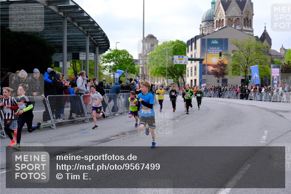 25.04.2026 - Das Zehntel Tim E. http://msf.ph/oto/9567499 25.04.2026 08:49:31 Ziel 1151, 1153, 1219, 1277, 1287, 1294, 1296, 1465, 1470, 1795, 1856, 2062, 2168, 2172, 2175, 2176, 2782, 2788, 2811, 2910, 3169, 3185, 4007, 4050, 4055 meine-sportfotos.de