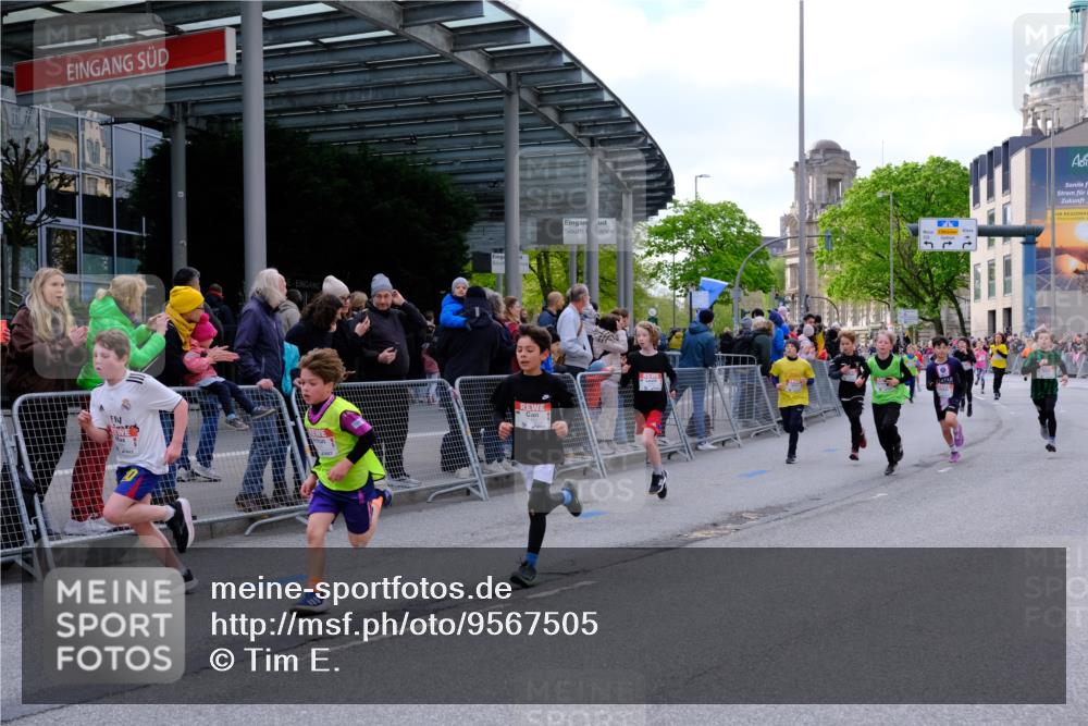 25.04.2026 - Das Zehntel Tim E. http://msf.ph/oto/9567505 25.04.2026 08:49:32 Ziel 1151, 1153, 1219, 1277, 1287, 1294, 1296, 1465, 1470, 1795, 1856, 2062, 2168, 2175, 2782, 2788, 2811, 2910, 3185, 4050, 4055 meine-sportfotos.de