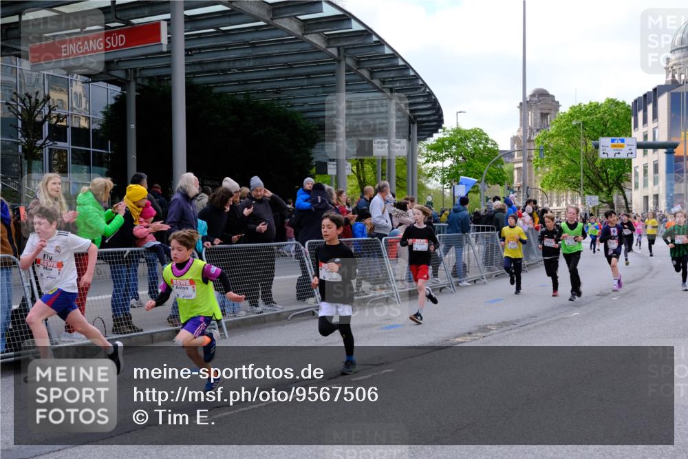 25.04.2026 - Das Zehntel Tim E. http://msf.ph/oto/9567506 25.04.2026 08:49:32 Ziel 1151, 1153, 1219, 1277, 1287, 1294, 1296, 1465, 1470, 1795, 1856, 2062, 2168, 2175, 2782, 2788, 2811, 2910, 3185, 4050, 4055 meine-sportfotos.de
