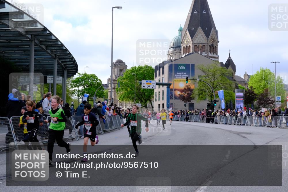 25.04.2026 - Das Zehntel Tim E. http://msf.ph/oto/9567510 25.04.2026 08:49:34 Ziel 1151, 1153, 1219, 1277, 1287, 1294, 1296, 1465, 1470, 1795, 2062, 2168, 2175, 2782, 2788, 2811, 2910, 3185, 4039, 4055 meine-sportfotos.de