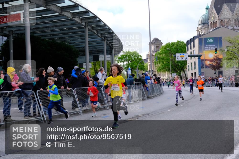 25.04.2026 - Das Zehntel Tim E. http://msf.ph/oto/9567519 25.04.2026 08:49:39 Ziel 1287, 1294, 1296, 1465, 1470, 1791, 1792, 1795, 2062, 2168, 2175, 2647, 2676, 2782, 3185, 3204, 3597, 4013, 4039, 4055 meine-sportfotos.de