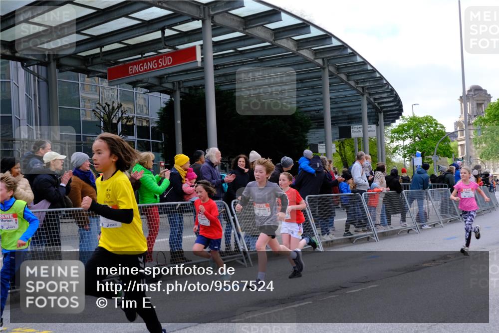 25.04.2026 - Das Zehntel Tim E. http://msf.ph/oto/9567524 25.04.2026 08:49:40 Ziel 1296, 1465, 1470, 1791, 1792, 1795, 2062, 2168, 2175, 2647, 2676, 2782, 3185, 3204, 3569, 3597, 4013, 4039, 4059 meine-sportfotos.de
