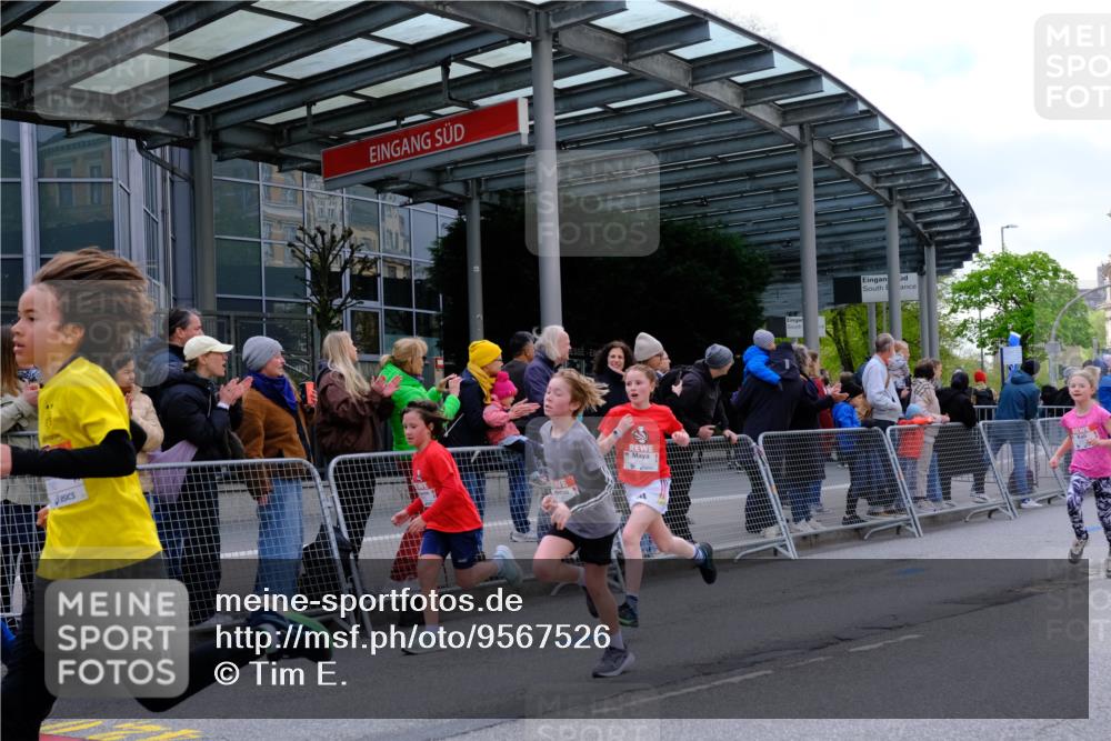 25.04.2026 - Das Zehntel Tim E. http://msf.ph/oto/9567526 25.04.2026 08:49:40 Ziel 1296, 1465, 1470, 1791, 1792, 1795, 2062, 2168, 2175, 2647, 2676, 2782, 3185, 3204, 3569, 3597, 4013, 4039, 4059 meine-sportfotos.de