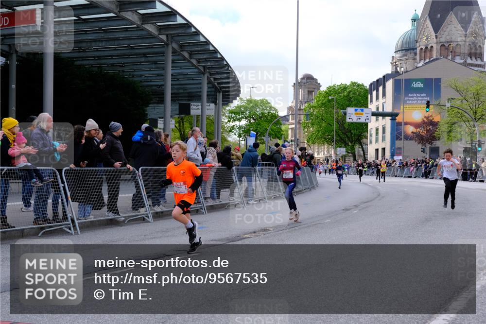 25.04.2026 - Das Zehntel Tim E. http://msf.ph/oto/9567535 25.04.2026 08:49:43 Ziel 1791, 1792, 2647, 2676, 3204, 3569, 3597, 4013, 4039, 4059 meine-sportfotos.de