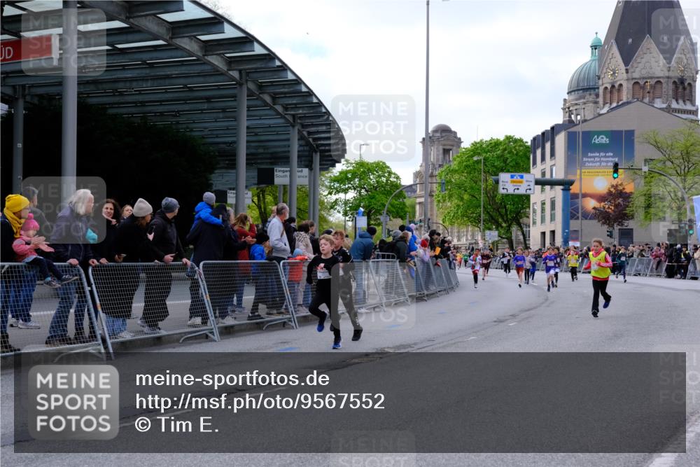 25.04.2026 - Das Zehntel Tim E. http://msf.ph/oto/9567552 25.04.2026 08:49:51 Ziel 1295, 1581, 3216, 3569, 3597, 3621, 3835, 4059 meine-sportfotos.de