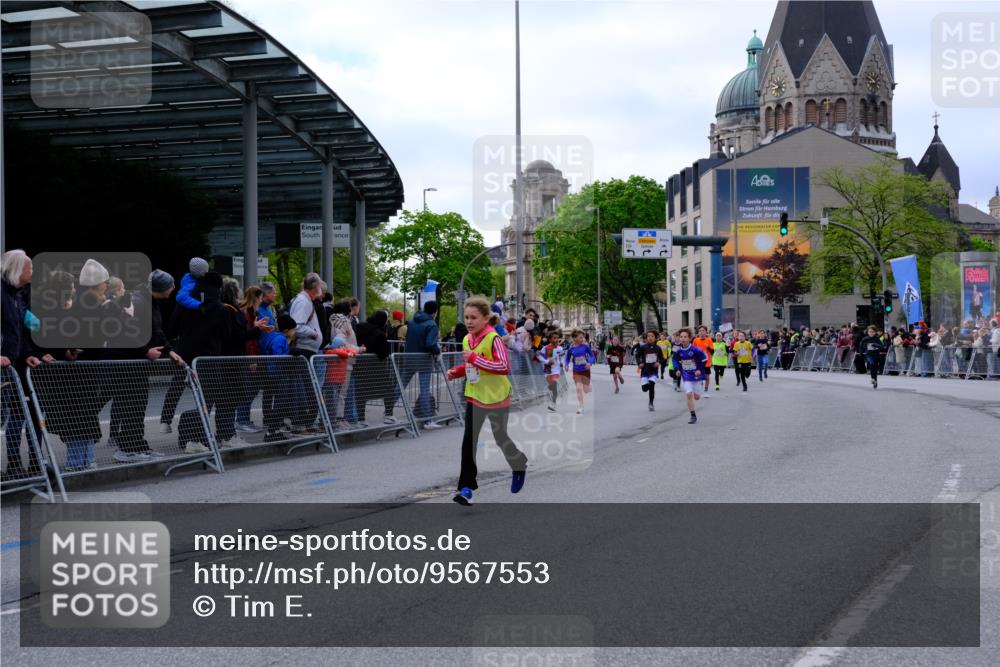 25.04.2026 - Das Zehntel Tim E. http://msf.ph/oto/9567553 25.04.2026 08:49:54 Ziel 1295, 1581, 3216, 3370, 3415, 3621, 3835, 3838 meine-sportfotos.de