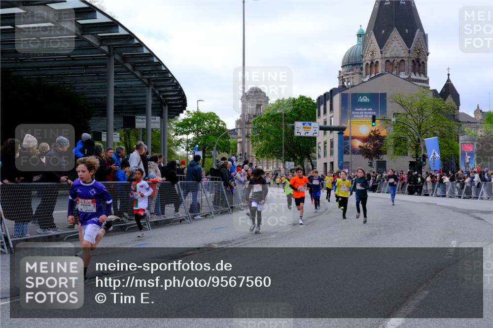 25.04.2026 - Das Zehntel Tim E. http://msf.ph/oto/9567560 25.04.2026 08:49:57 Ziel 1295, 1570, 1581, 1884, 2275, 3216, 3359, 3370, 3411, 3415, 3600, 3606, 3621, 3824, 3835, 3838 meine-sportfotos.de