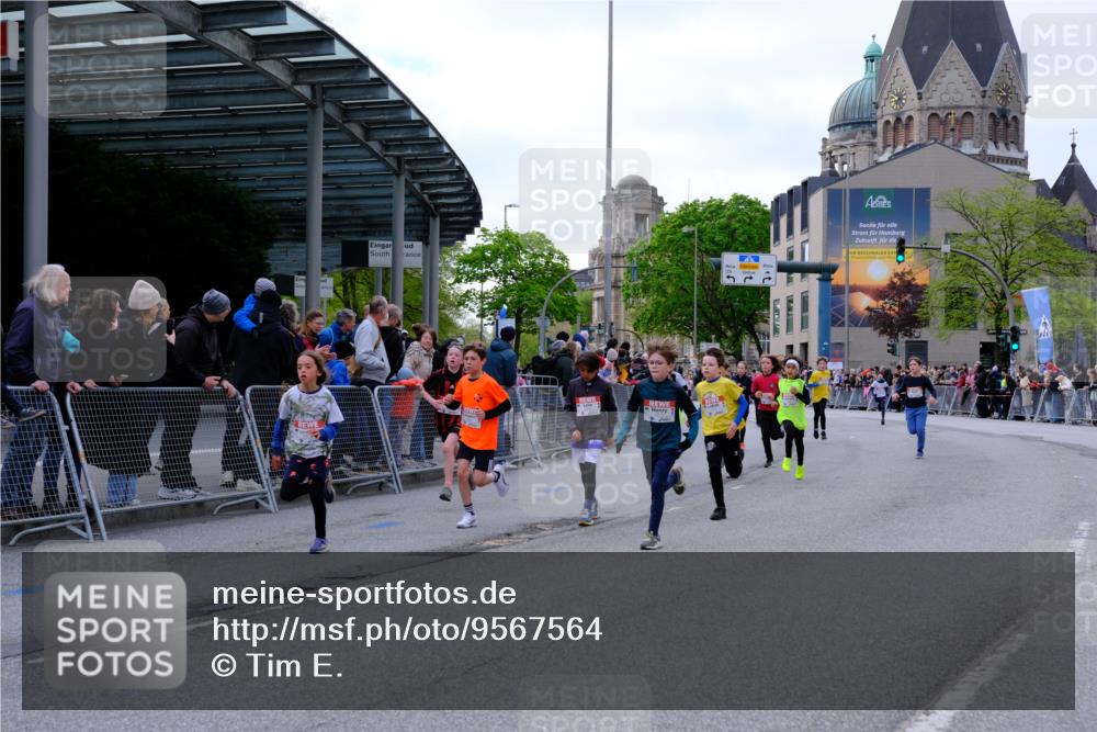 25.04.2026 - Das Zehntel Tim E. http://msf.ph/oto/9567564 25.04.2026 08:49:58 Ziel 1570, 1581, 1884, 1889, 2275, 2302, 2994, 3216, 3359, 3370, 3411, 3415, 3600, 3606, 3621, 3824, 3838 meine-sportfotos.de
