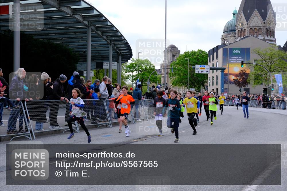 25.04.2026 - Das Zehntel Tim E. http://msf.ph/oto/9567565 25.04.2026 08:49:59 Ziel 1570, 1581, 1882, 1884, 1889, 2275, 2302, 2994, 3216, 3359, 3370, 3411, 3415, 3600, 3606, 3621, 3824, 3829, 3838 meine-sportfotos.de