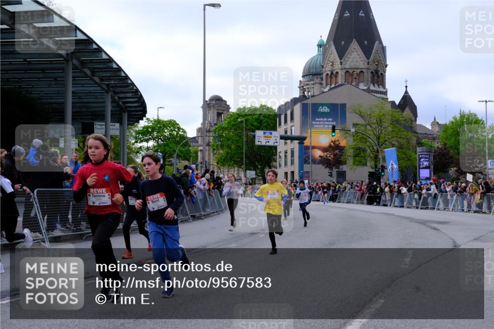 25.04.2026 - Das Zehntel Tim E. http://msf.ph/oto/9567583 25.04.2026 08:50:02 Ziel 1570, 1577, 1882, 1884, 1889, 2275, 2302, 2994, 3216, 3359, 3370, 3411, 3415, 3564, 3600, 3606, 3607, 3824, 3829, 3838 meine-sportfotos.de