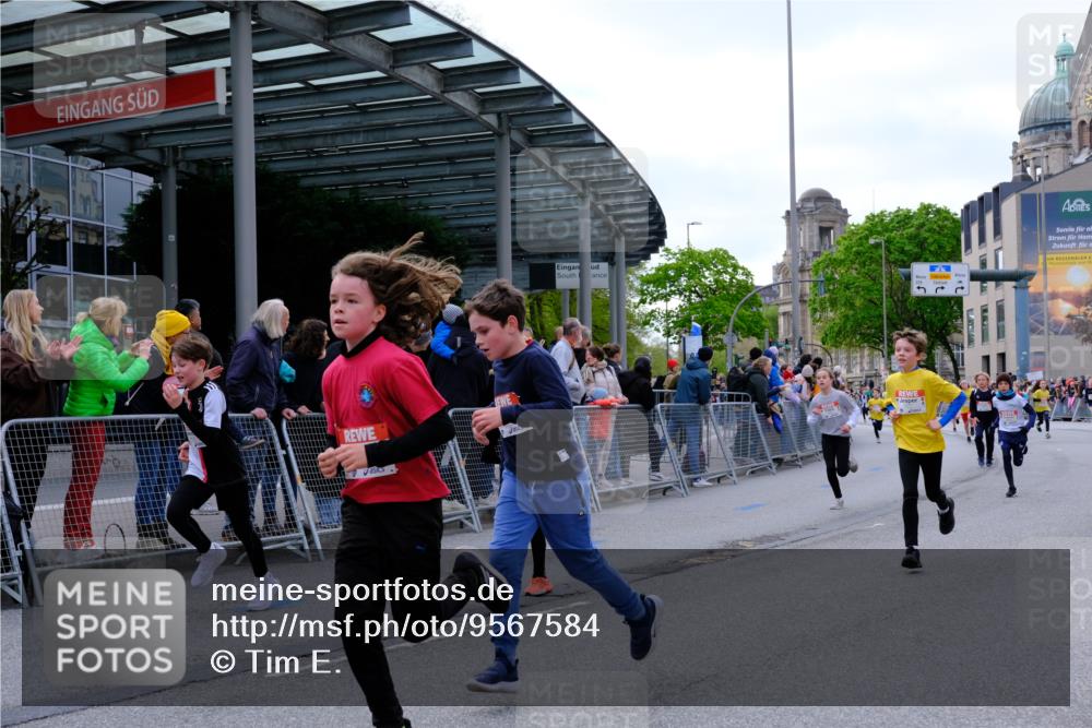 25.04.2026 - Das Zehntel Tim E. http://msf.ph/oto/9567584 25.04.2026 08:50:03 Ziel 1570, 1577, 1882, 1884, 1889, 2275, 2302, 2994, 3216, 3359, 3370, 3411, 3415, 3564, 3600, 3606, 3607, 3701, 3824, 3829, 3838 meine-sportfotos.de