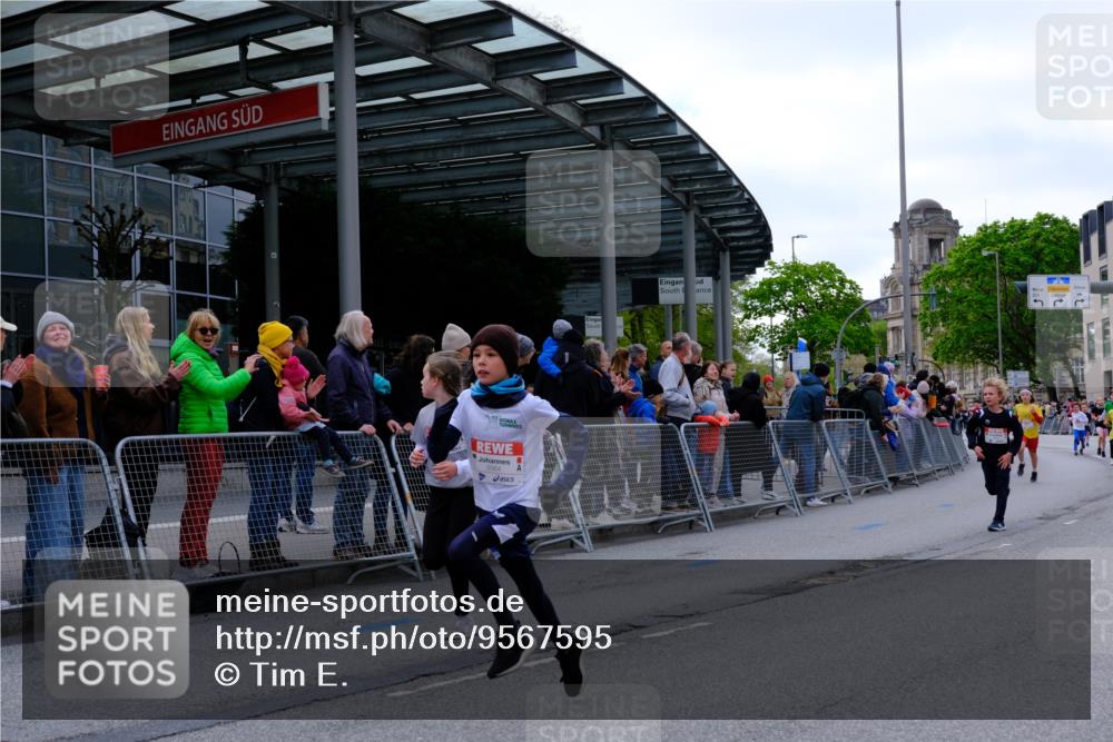 25.04.2026 - Das Zehntel Tim E. http://msf.ph/oto/9567595 25.04.2026 08:50:05 Ziel 1570, 1577, 1882, 1884, 1889, 2275, 2302, 2812, 2994, 3359, 3411, 3415, 3564, 3600, 3606, 3607, 3701, 3824, 3829, 3838 meine-sportfotos.de