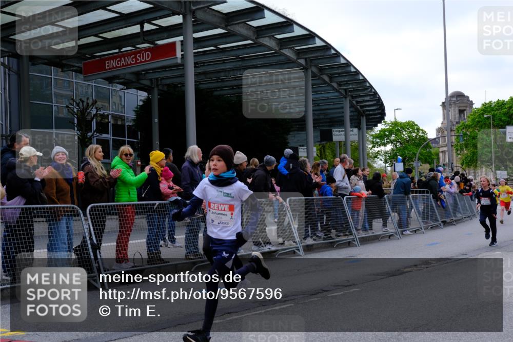 25.04.2026 - Das Zehntel Tim E. http://msf.ph/oto/9567596 25.04.2026 08:50:05 Ziel 1570, 1577, 1882, 1884, 1889, 2275, 2302, 2812, 2994, 3359, 3411, 3415, 3564, 3600, 3606, 3607, 3701, 3824, 3829, 3838 meine-sportfotos.de