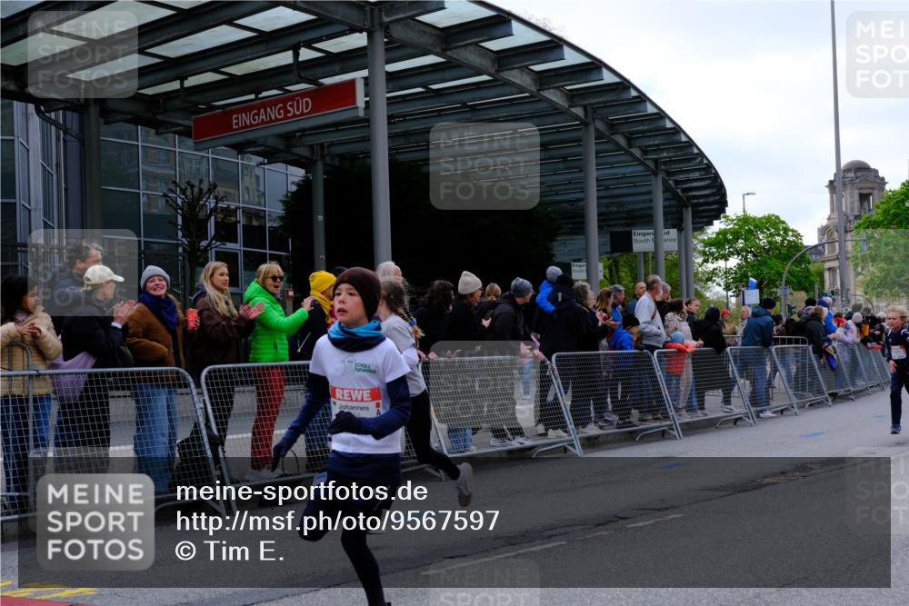 25.04.2026 - Das Zehntel Tim E. http://msf.ph/oto/9567597 25.04.2026 08:50:06 Ziel 1570, 1577, 1882, 1884, 1889, 2275, 2302, 2726, 2812, 2994, 3359, 3411, 3564, 3600, 3606, 3607, 3701, 3824, 3829, 3838 meine-sportfotos.de