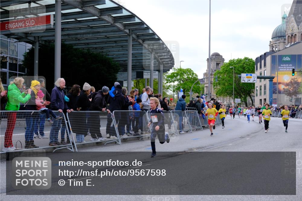 25.04.2026 - Das Zehntel Tim E. http://msf.ph/oto/9567598 25.04.2026 08:50:07 Ziel 1570, 1577, 1882, 1884, 1889, 2275, 2302, 2726, 2731, 2812, 2817, 2994, 3359, 3411, 3564, 3600, 3606, 3607, 3701, 3824, 3829 meine-sportfotos.de