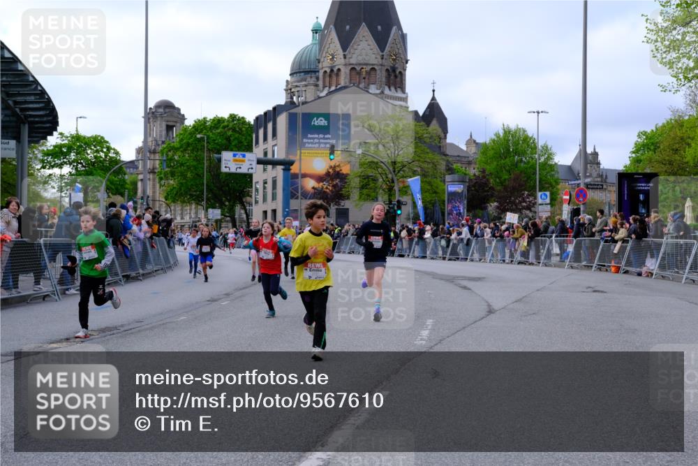25.04.2026 - Das Zehntel Tim E. http://msf.ph/oto/9567610 25.04.2026 08:50:11 Ziel 1310, 1554, 1577, 1702, 1882, 2329, 2334, 2726, 2731, 2812, 2817, 3557, 3564, 3607, 3701, 3829, 4052 meine-sportfotos.de