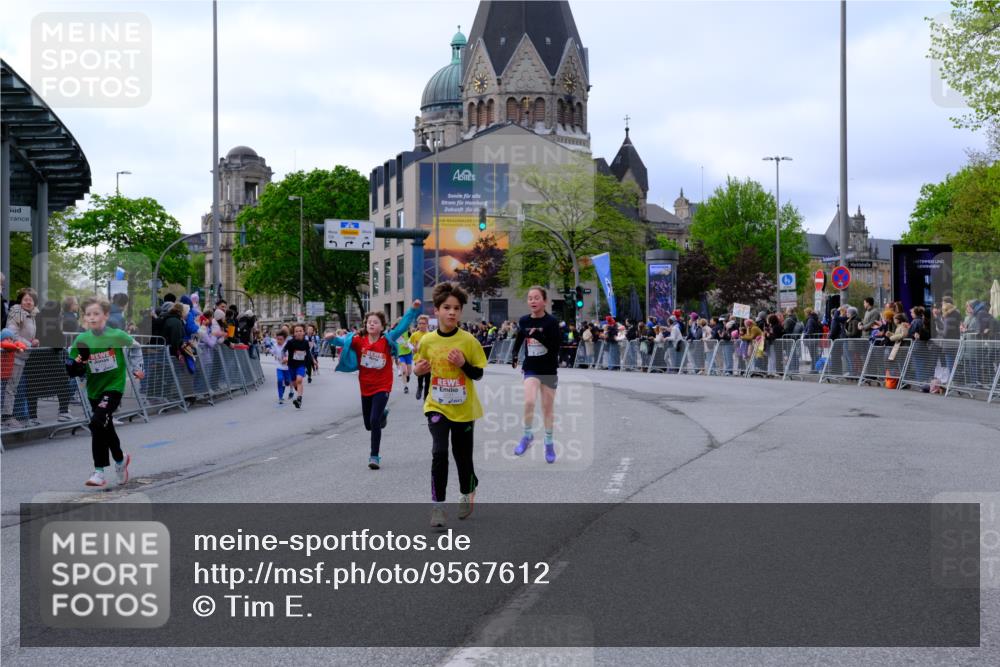 25.04.2026 - Das Zehntel Tim E. http://msf.ph/oto/9567612 25.04.2026 08:50:11 Ziel 1310, 1554, 1577, 1702, 1882, 2329, 2334, 2726, 2731, 2812, 2817, 3557, 3564, 3607, 3701, 3829, 4052 meine-sportfotos.de