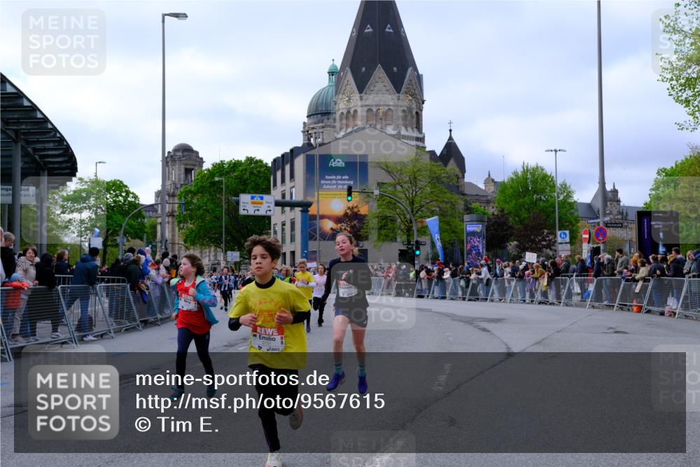 25.04.2026 - Das Zehntel Tim E. http://msf.ph/oto/9567615 25.04.2026 08:50:12 Ziel 1310, 1554, 1577, 1702, 2315, 2329, 2334, 2726, 2731, 2812, 2817, 3557, 3564, 3607, 3701, 4052 meine-sportfotos.de
