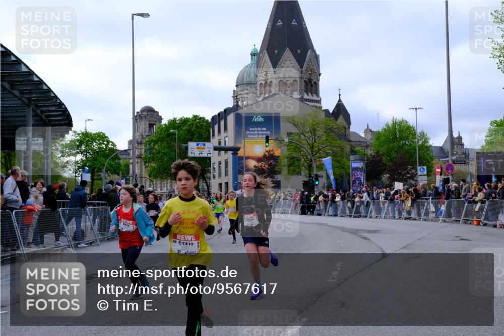 25.04.2026 - Das Zehntel Tim E. http://msf.ph/oto/9567617 25.04.2026 08:50:12 Ziel 1310, 1554, 1577, 1702, 2315, 2329, 2334, 2726, 2731, 2812, 2817, 3557, 3564, 3607, 3701, 4052 meine-sportfotos.de
