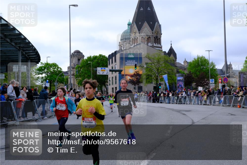 25.04.2026 - Das Zehntel Tim E. http://msf.ph/oto/9567618 25.04.2026 08:50:12 Ziel 1310, 1554, 1577, 1702, 2315, 2329, 2334, 2726, 2731, 2812, 2817, 3557, 3564, 3607, 3701, 4052 meine-sportfotos.de