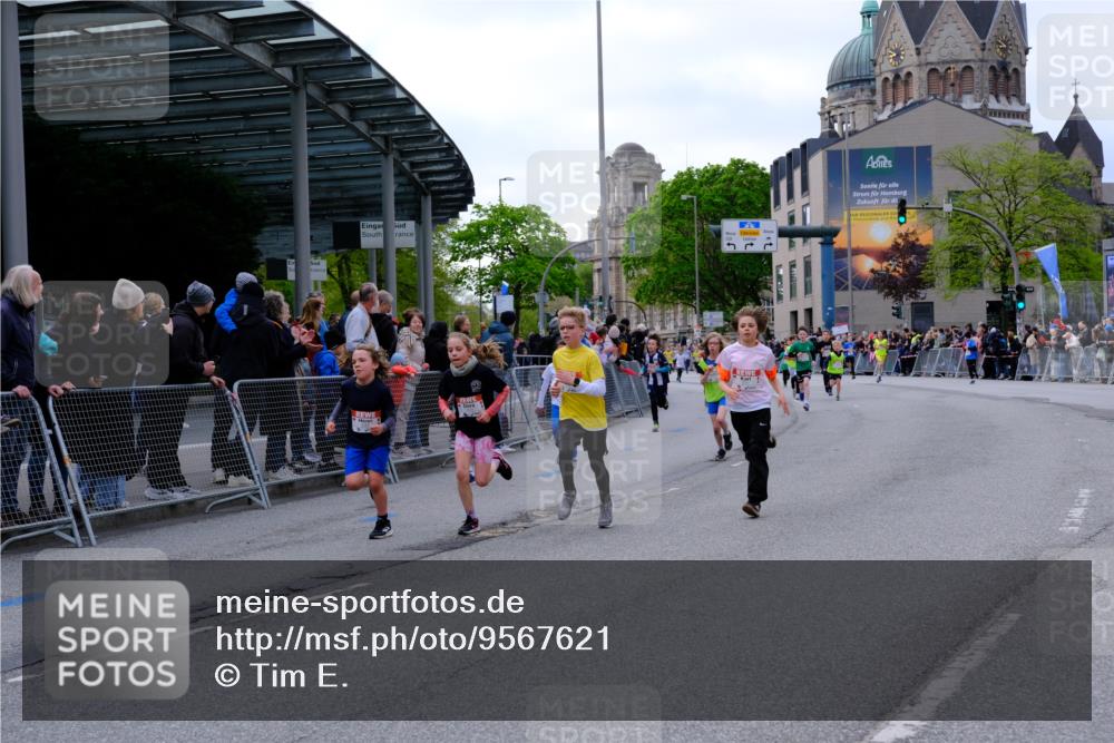 25.04.2026 - Das Zehntel Tim E. http://msf.ph/oto/9567621 25.04.2026 08:50:14 Ziel 1310, 1554, 1702, 2315, 2329, 2334, 2570, 2726, 2731, 2812, 2817, 3194, 3554, 3557, 3701, 4052 meine-sportfotos.de