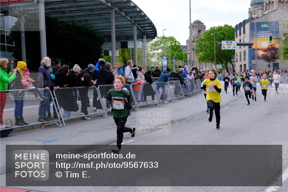 25.04.2026 - Das Zehntel Tim E. http://msf.ph/oto/9567633 25.04.2026 08:50:31 Ziel 1027, 1285, 1325, 1584, 1699, 1714, 1736, 2032, 2069, 2164, 2344, 2472, 2497, 2751, 2829, 2881, 2946, 3117, 3118, 3244, 3509, 3535 meine-sportfotos.de