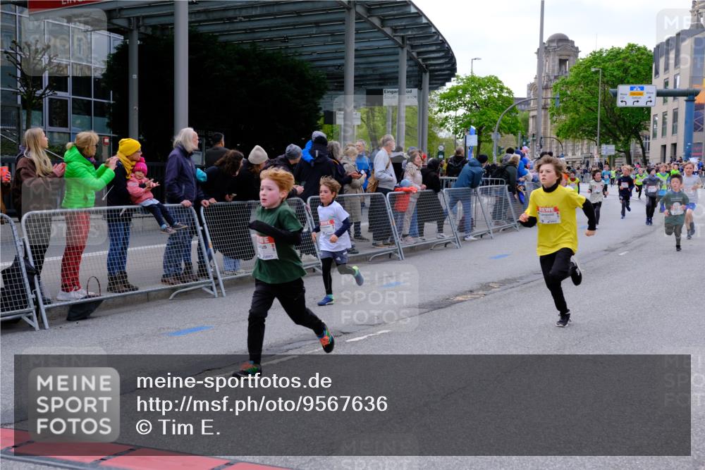 25.04.2026 - Das Zehntel Tim E. http://msf.ph/oto/9567636 25.04.2026 08:50:31 Ziel 1027, 1285, 1325, 1584, 1699, 1714, 1736, 2032, 2069, 2164, 2344, 2472, 2497, 2751, 2829, 2881, 2946, 3117, 3118, 3244, 3509, 3535 meine-sportfotos.de