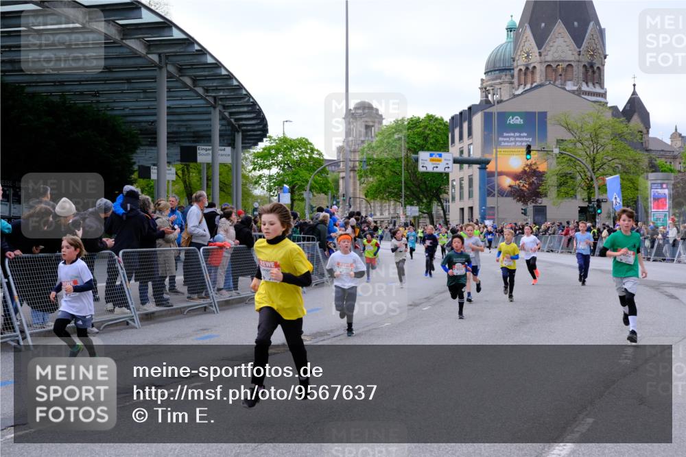 25.04.2026 - Das Zehntel Tim E. http://msf.ph/oto/9567637 25.04.2026 08:50:31 Ziel 1027, 1285, 1325, 1584, 1699, 1714, 1736, 2032, 2069, 2164, 2344, 2472, 2497, 2751, 2829, 2881, 2946, 3117, 3118, 3244, 3509, 3535 meine-sportfotos.de