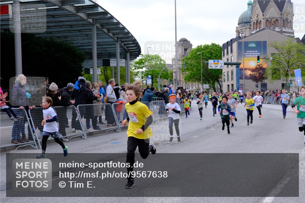 25.04.2026 - Das Zehntel Tim E. http://msf.ph/oto/9567638 25.04.2026 08:50:31 Ziel 1027, 1285, 1325, 1584, 1699, 1714, 1736, 2032, 2069, 2164, 2344, 2472, 2497, 2751, 2829, 2881, 2946, 3117, 3118, 3244, 3509, 3535 meine-sportfotos.de